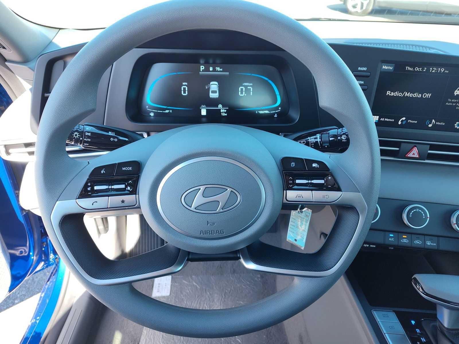 Thumbnail: 2025 Hyundai Elantra - 19