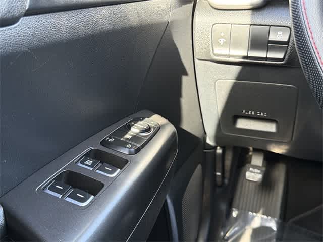 Thumbnail: 2018 Kia Sportage - 17