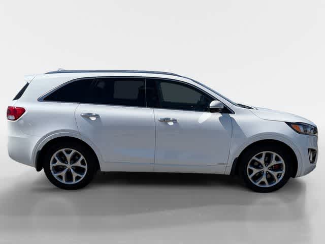 Thumbnail: 2016 Kia Sorento - 6