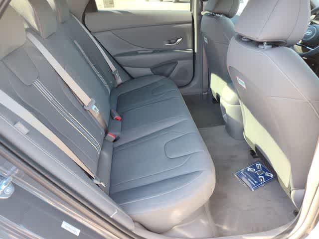 Thumbnail: 2026 Hyundai Elantra - 18