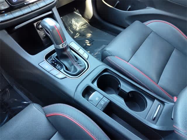 Thumbnail: 2020 Hyundai Elantra - 25