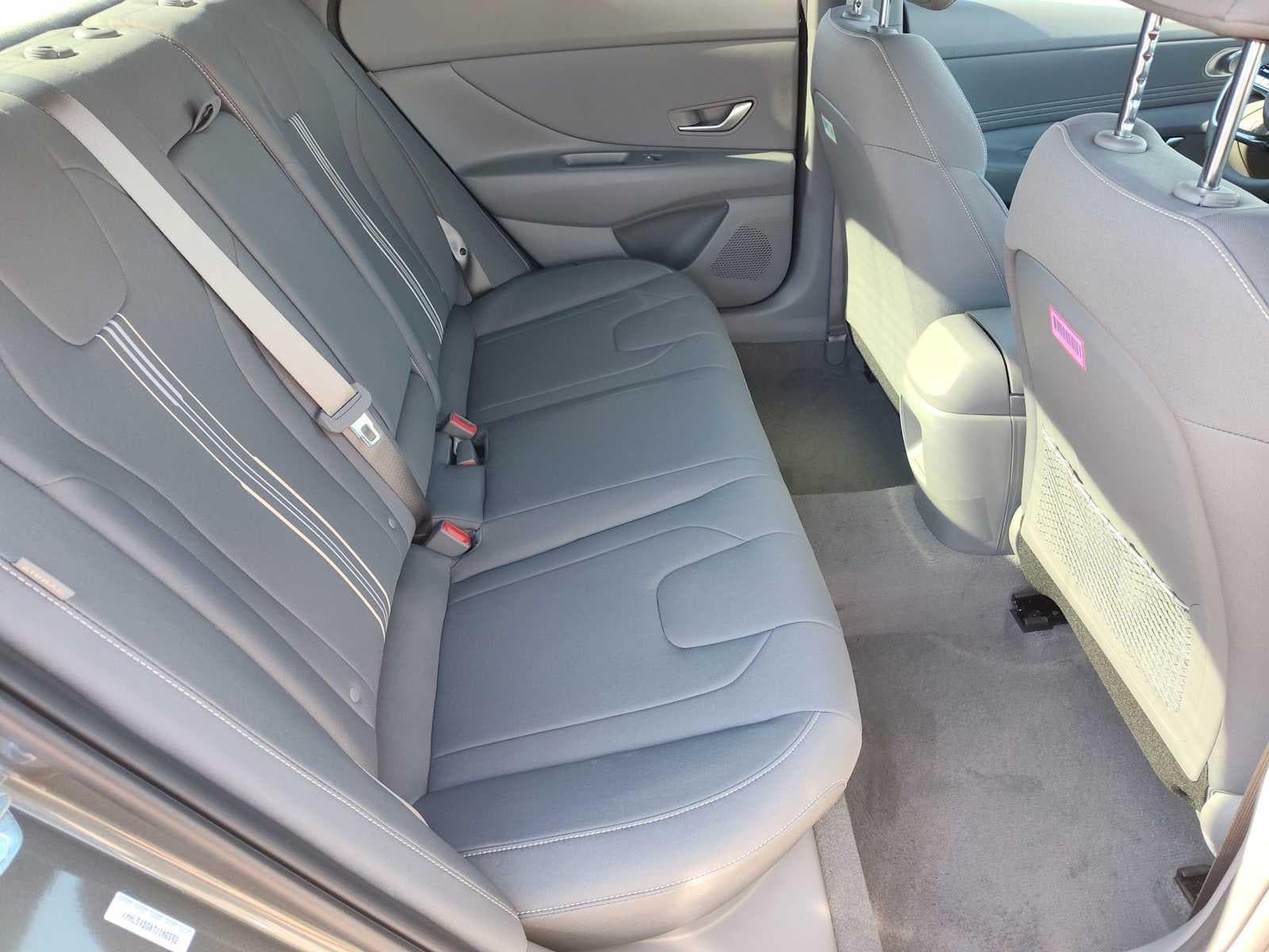 Thumbnail: 2026 Hyundai Elantra - 18