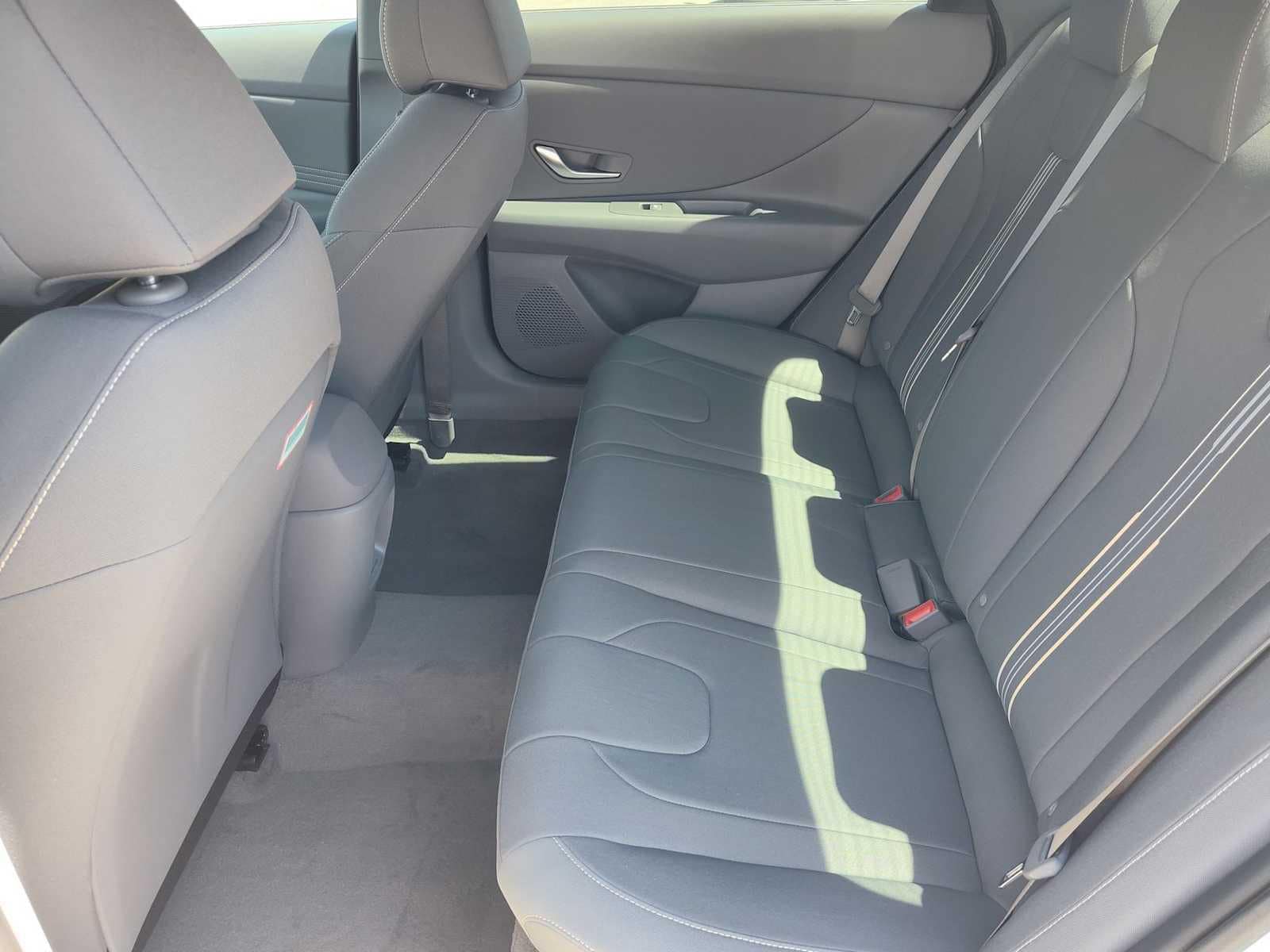 Thumbnail: 2025 Hyundai Elantra - 17