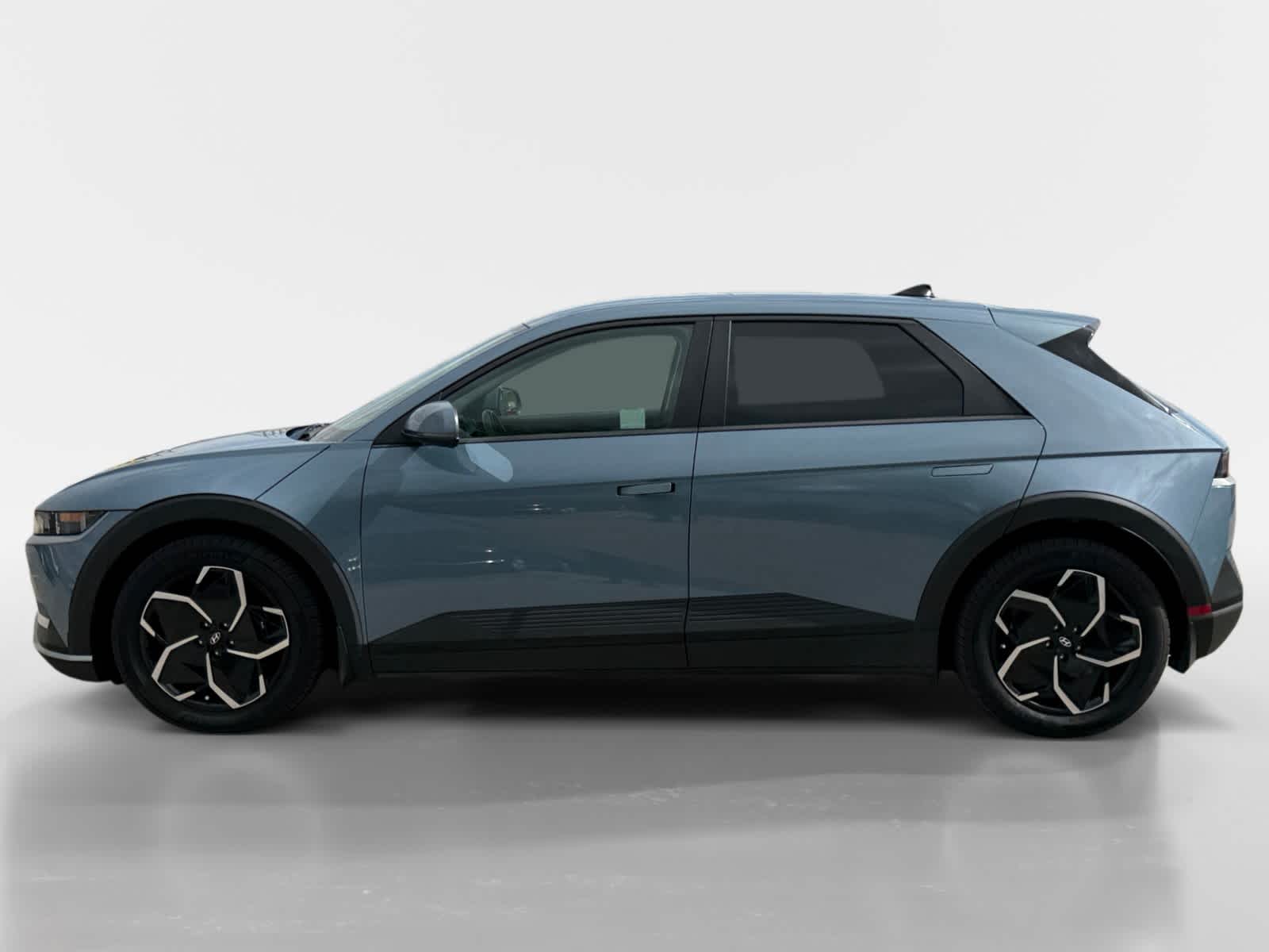 Thumbnail: 2024 Hyundai Ioniq 5 - 2