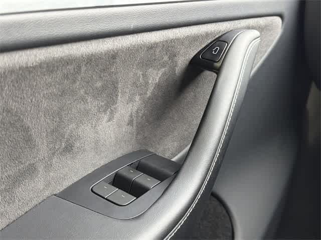 Thumbnail: 2024 Tesla Model Y - 14