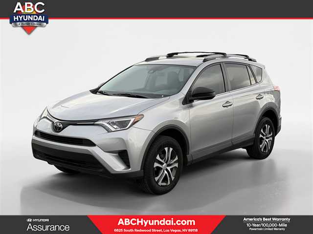 2017 Toyota RAV4 LE's photo