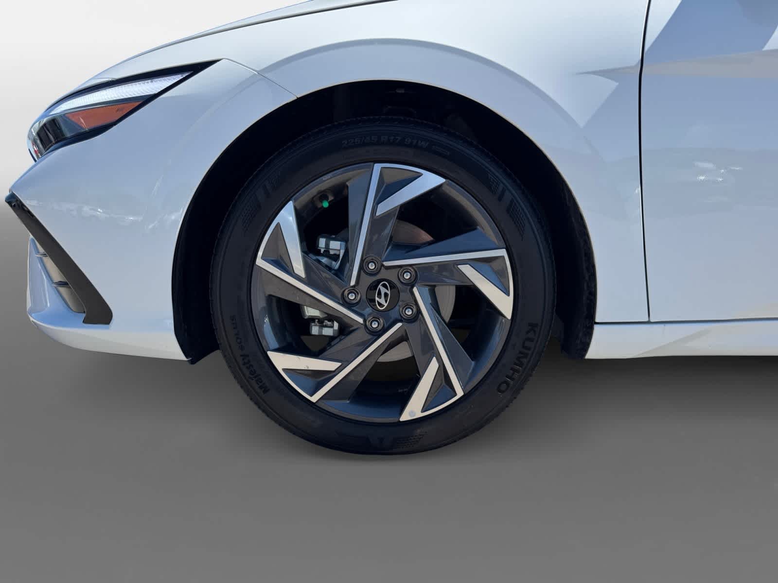 Thumbnail: 2025 Hyundai Elantra - 9