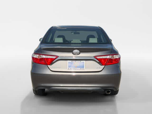 Thumbnail: 2017 Toyota Camry - 4