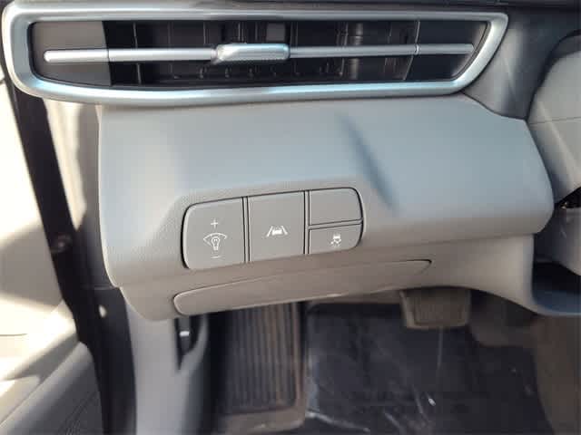 Thumbnail: 2023 Hyundai Elantra - 14