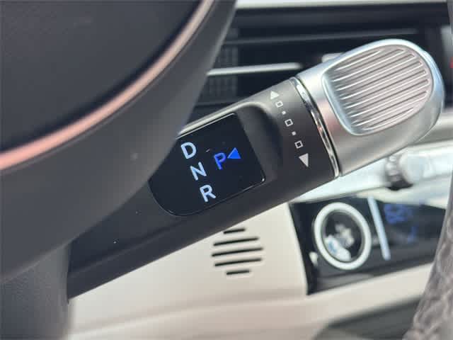 Thumbnail: 2023 Hyundai Ioniq 6 - 25