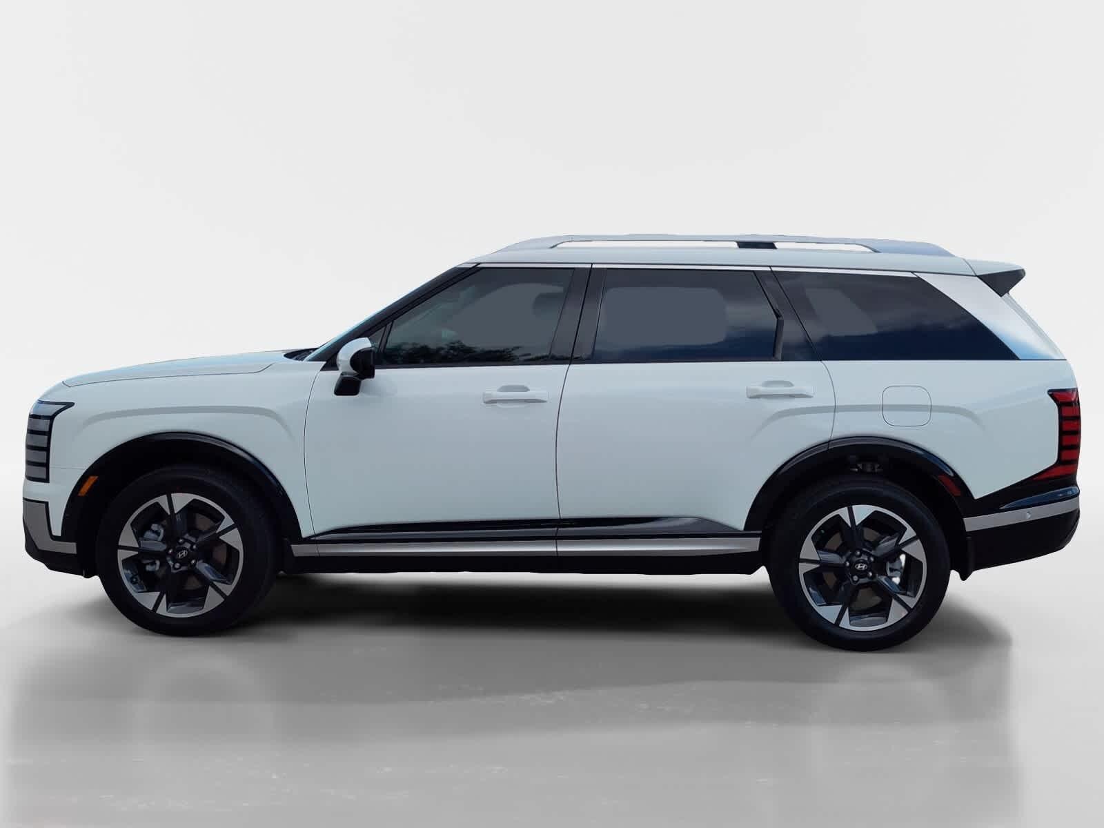 2026 Hyundai Palisade Limited photo 2