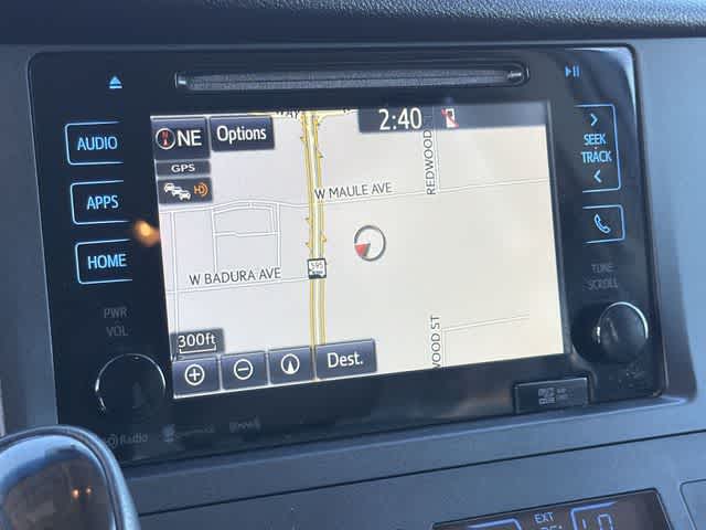 Thumbnail: 2017 Toyota Sienna - 23