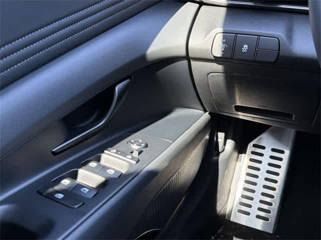 Thumbnail: 2026 Hyundai Elantra - 14