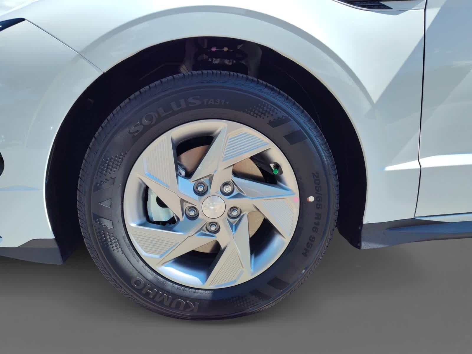 Thumbnail: 2026 Hyundai Sonata - 9