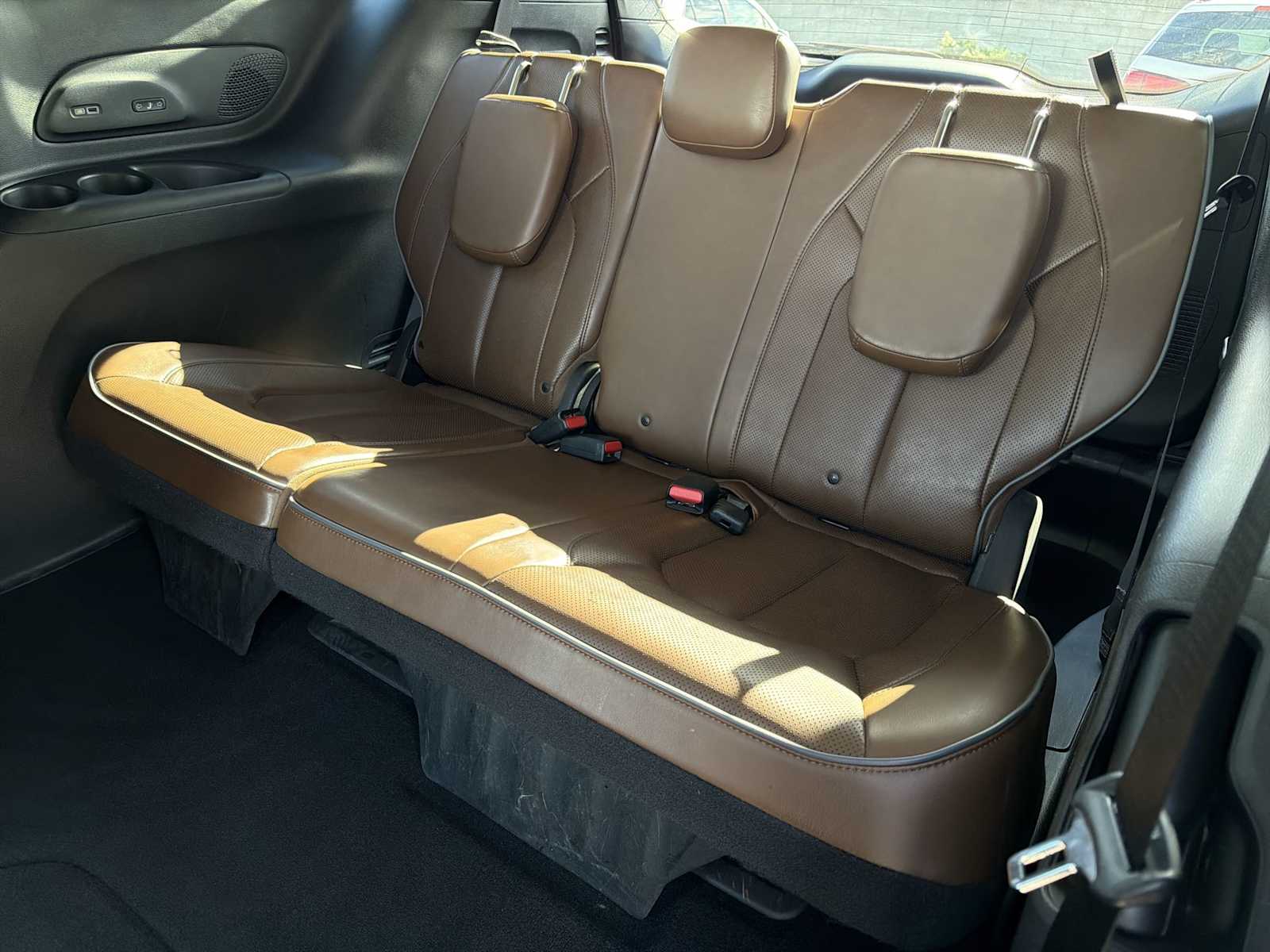 Thumbnail: 2017 Chrysler Pacifica - 11