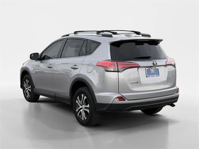 Thumbnail: 2017 Toyota RAV4 - 5