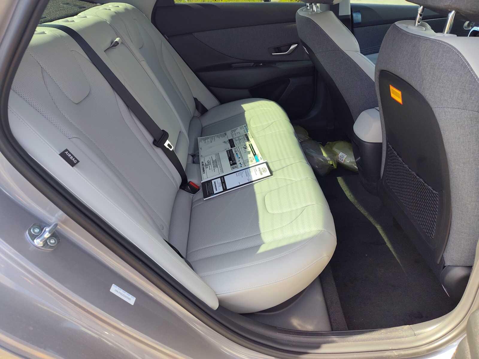 Thumbnail: 2025 Hyundai Elantra - 16