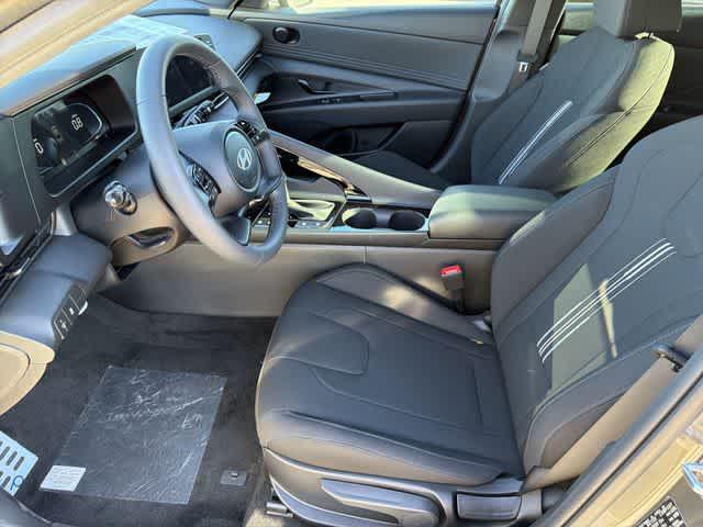 Thumbnail: 2026 Hyundai Elantra - 13