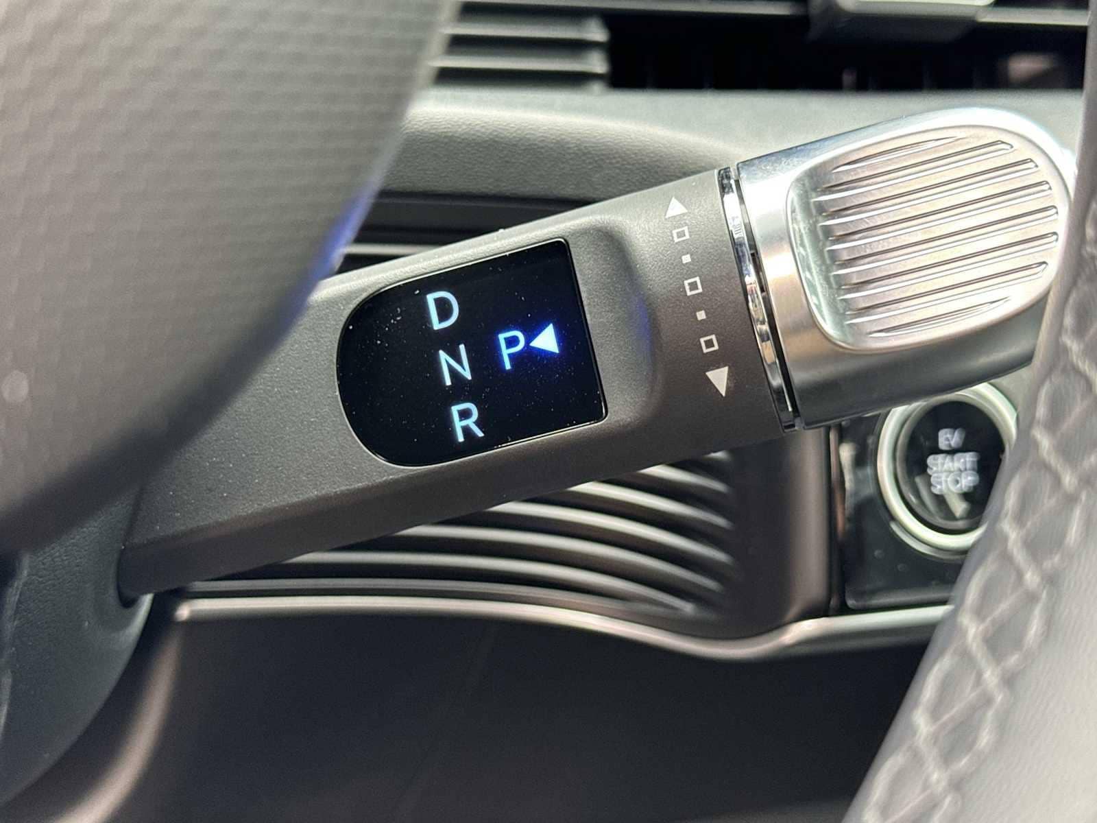Thumbnail: 2025 Hyundai Ioniq 5 - 25
