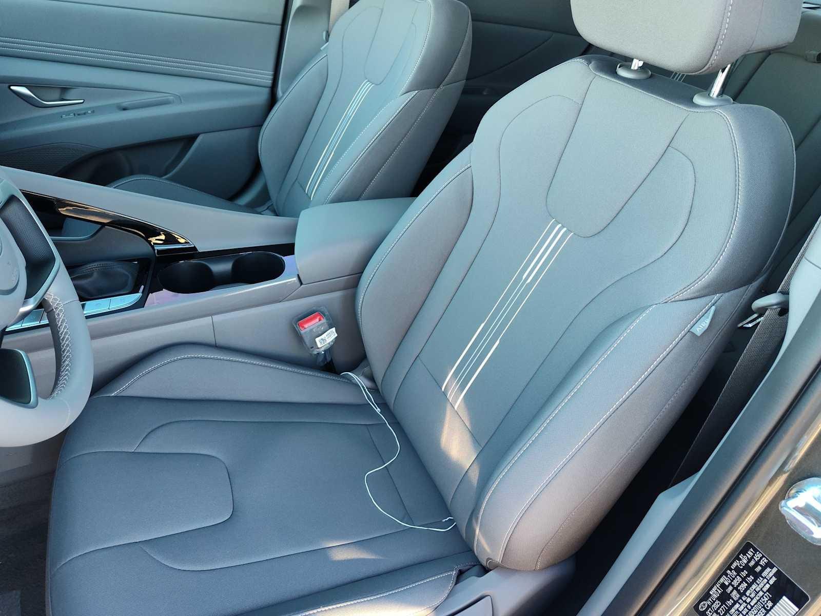 Thumbnail: 2026 Hyundai Elantra - 13