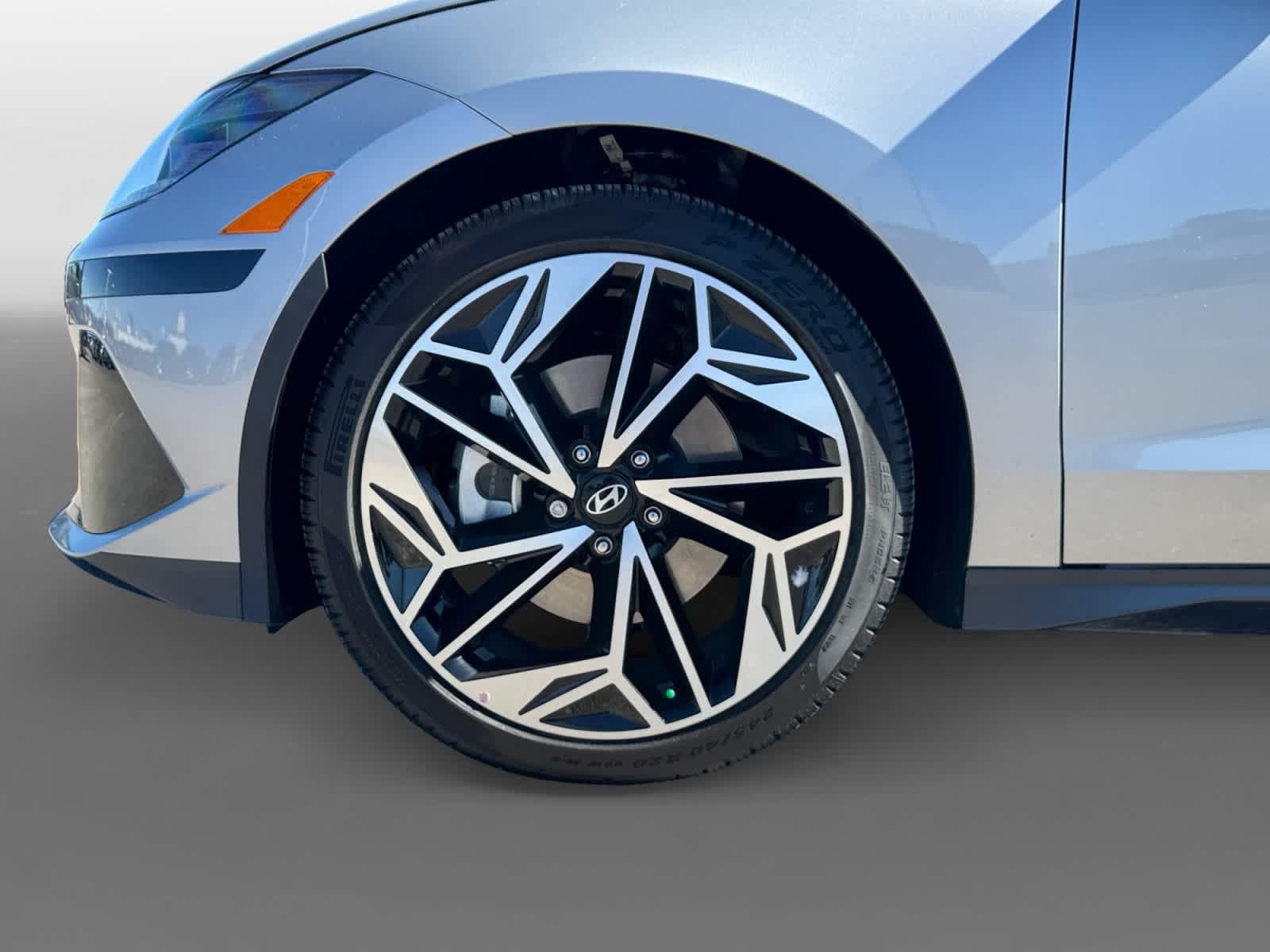 Thumbnail: 2025 Hyundai Ioniq 6 - 9