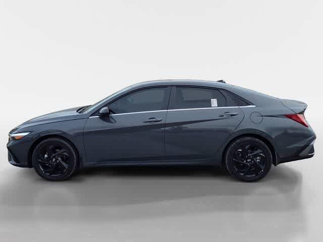 Thumbnail: 2026 Hyundai Elantra - 3