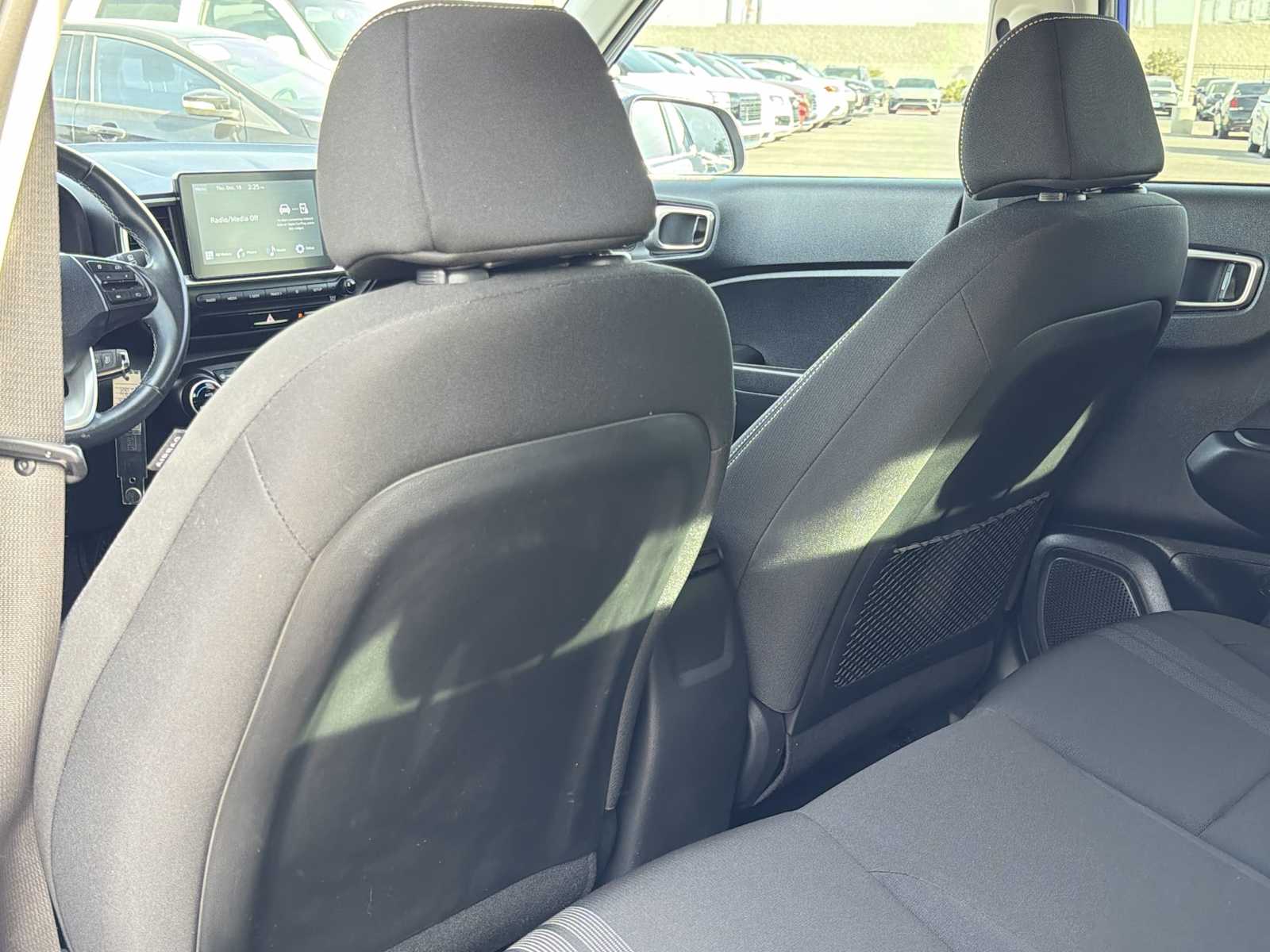 Thumbnail: 2023 Hyundai Venue - 15