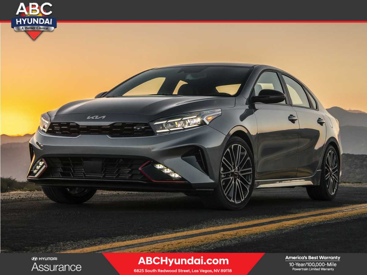 2024 Kia Forte LXS AT's photo