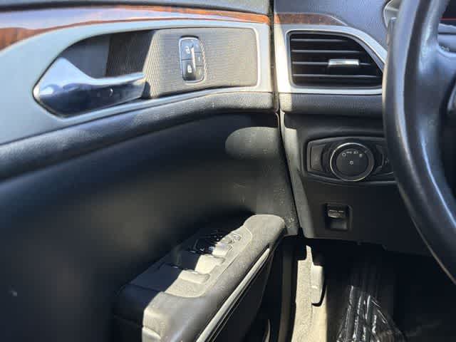 Thumbnail: 2016 Lincoln MKZ - 17