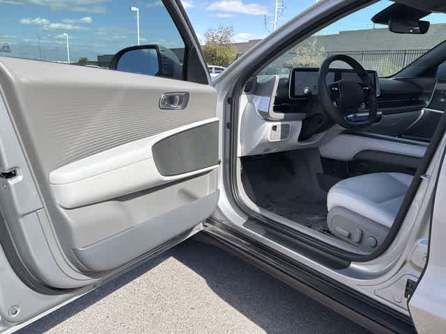 Thumbnail: 2025 Hyundai Ioniq 6 - 16