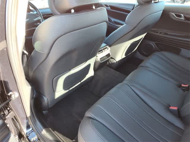 Thumbnail: 2023 Genesis G80 - 16