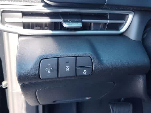 Thumbnail: 2026 Hyundai Elantra - 15