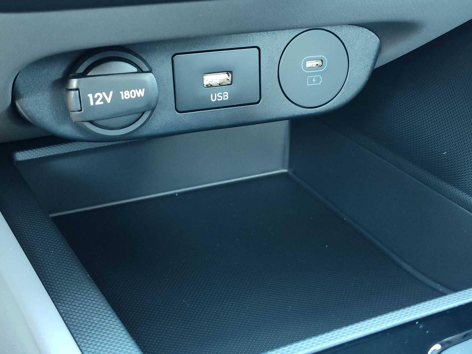 Thumbnail: 2025 Hyundai Elantra - 23