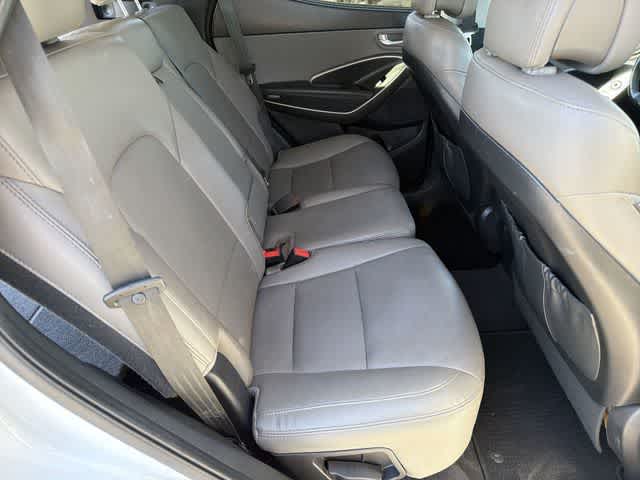 Thumbnail: 2018 Hyundai Santa Fe - 17