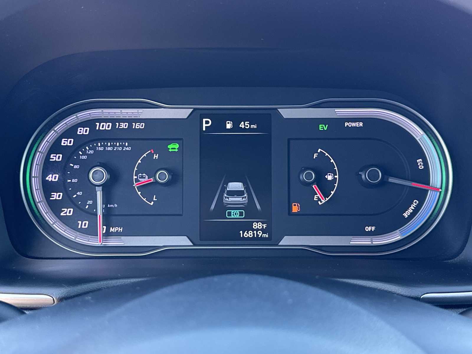 Thumbnail: 2022 Hyundai Tucson - 24