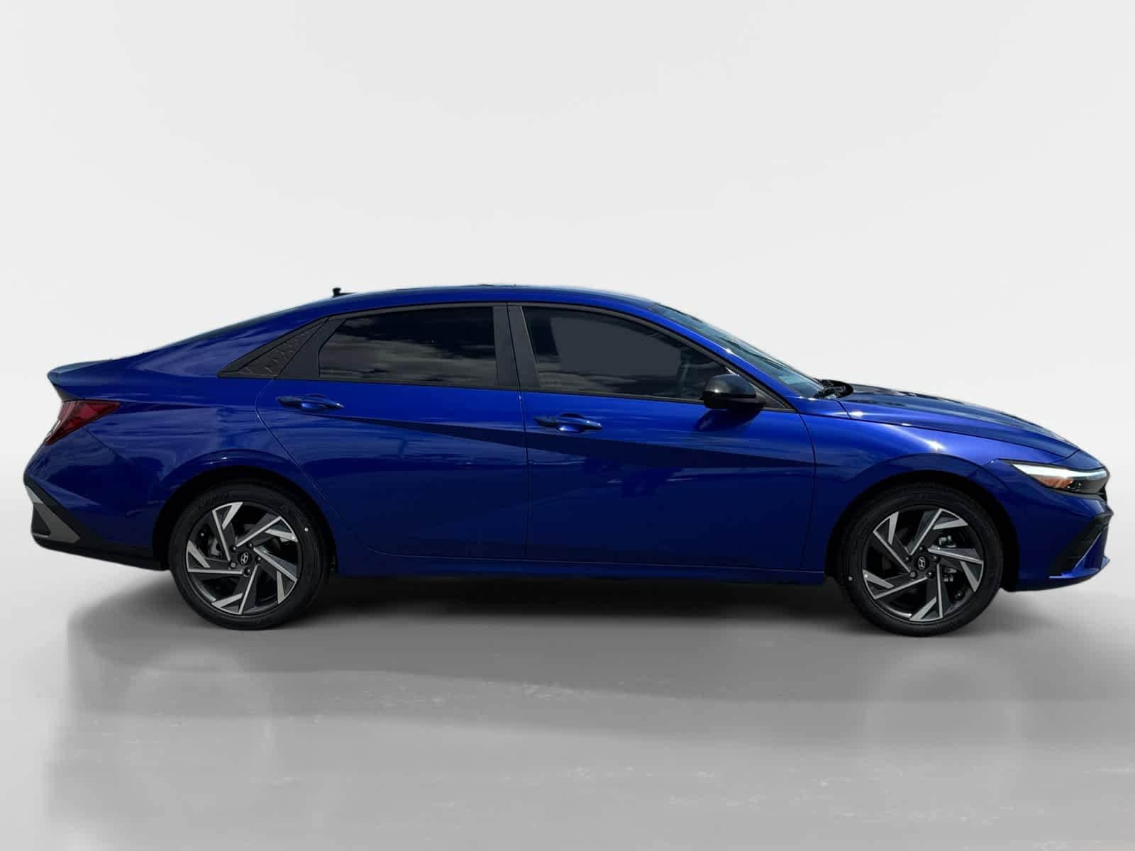 Thumbnail: 2025 Hyundai Elantra - 6