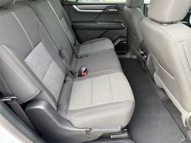 Thumbnail: 2025 GMC Acadia - 21