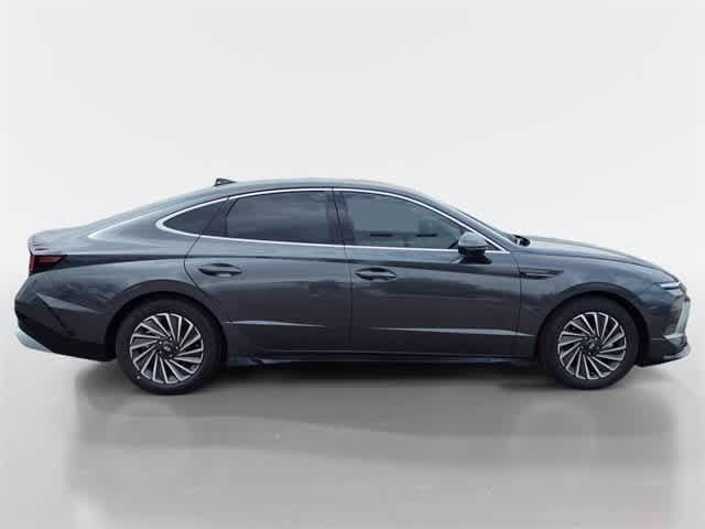 Thumbnail: 2025 Hyundai Sonata - 6