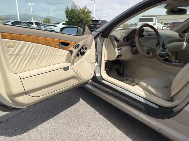 Thumbnail: 2004 Mercedes-Benz SL-Class - 10