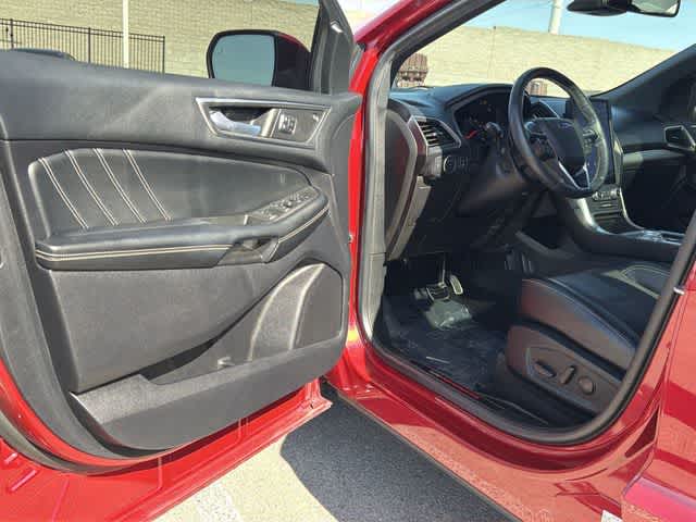 Thumbnail: 2022 Ford Edge - 10