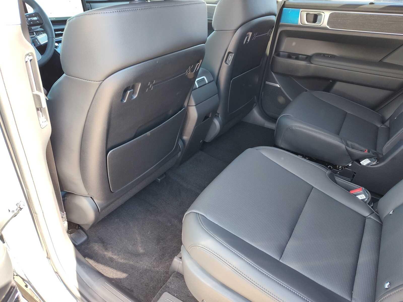 Thumbnail: 2026 Hyundai Santa Fe - 15