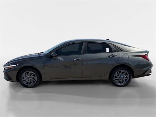 Thumbnail: 2026 Hyundai Elantra - 2