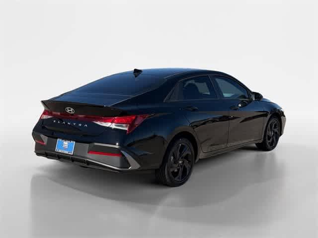 Thumbnail: 2026 Hyundai Elantra - 5