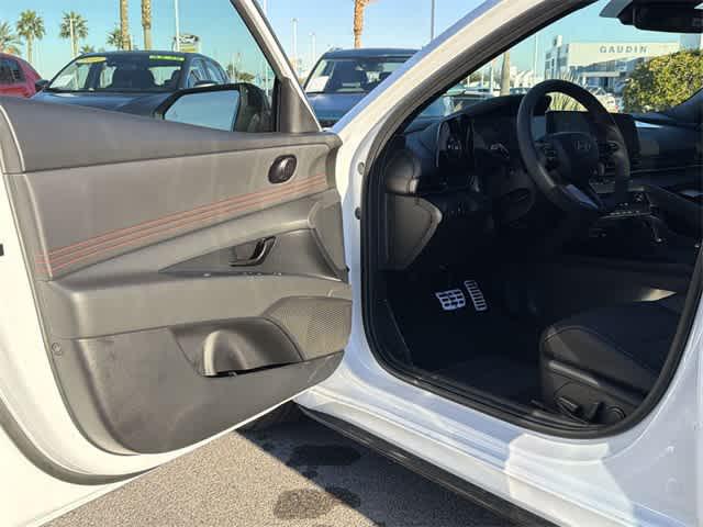 Thumbnail: 2026 Hyundai Elantra - 10