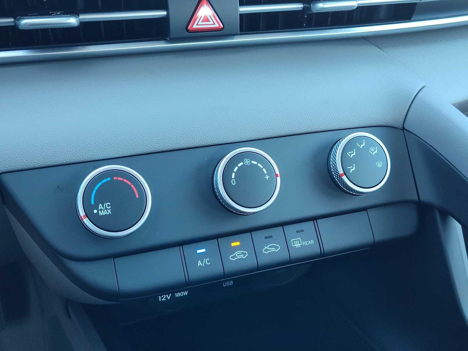 Thumbnail: 2025 Hyundai Elantra - 20