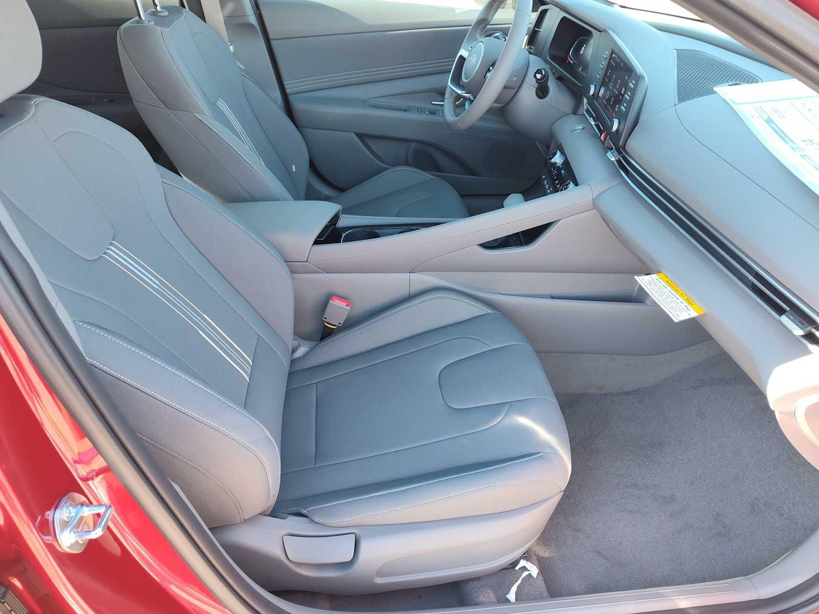 Thumbnail: 2026 Hyundai Elantra - 19