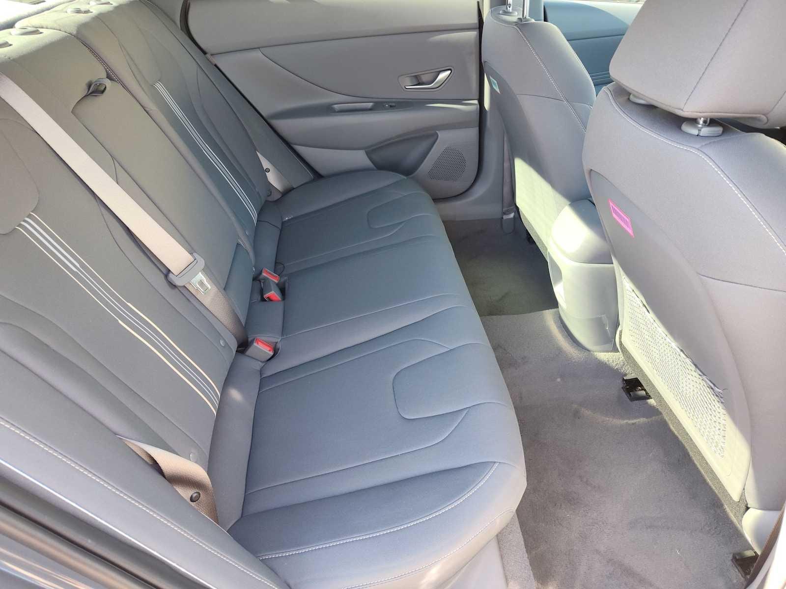 Thumbnail: 2026 Hyundai Elantra - 18