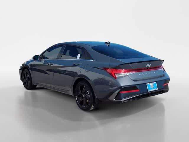 Thumbnail: 2026 Hyundai Elantra - 4