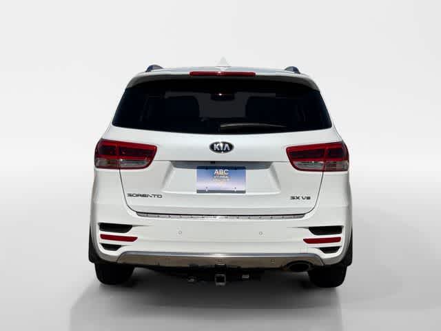 Thumbnail: 2016 Kia Sorento - 4