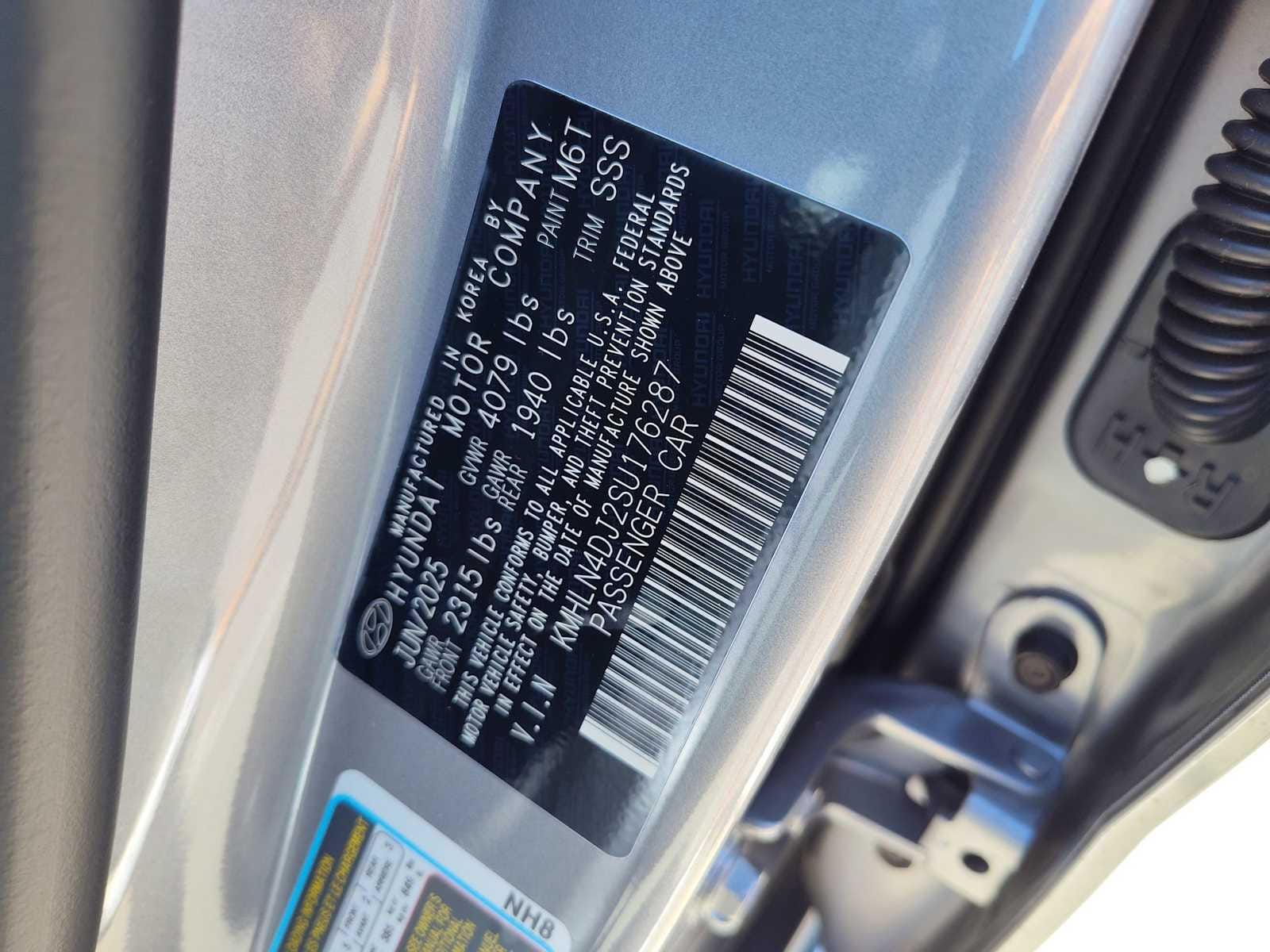 Thumbnail: 2025 Hyundai Elantra - 28